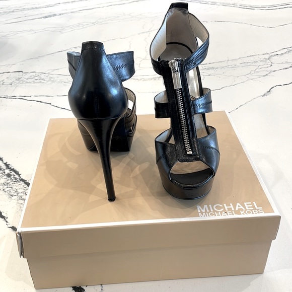 MICHAEL Michael Kors Berkley Black Leather Platform Sandal - Picture 8 of 12